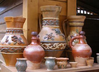 Modellare un vaso 1437 0 Modellare un vaso d argilla